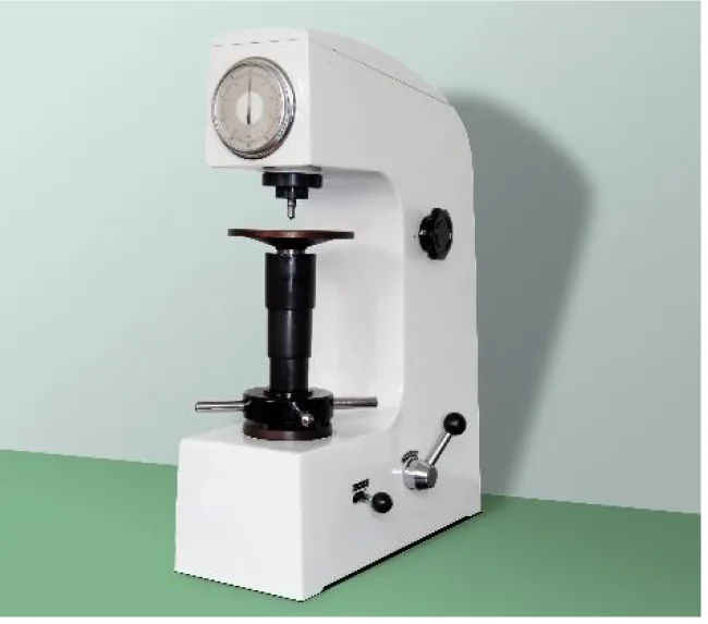 Manual Rockwell hardness tester